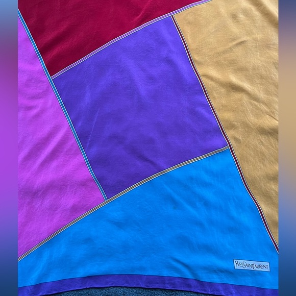 YvesSaintLaurent 100% Silk Scarf. Multicolor. Hand Rolled. Made in Italy. - Picture 9 of 15